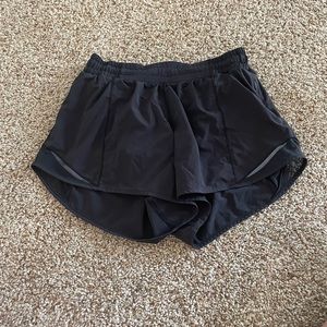 Lululemon Hotty hot shorts